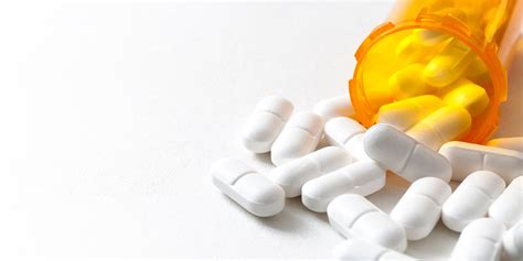 Vicodin Abuse & Addiction: Signs, Symptoms, Statistics, & More