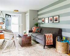 Accent Wall In Living Room by 15 Fabulous Living Rooms With Striped Accent Walls Accent Wall In Living Room