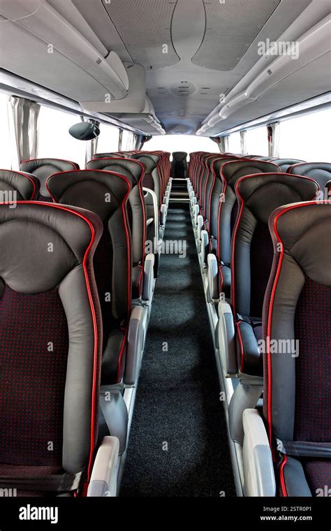 Bus Inside 的图像结果