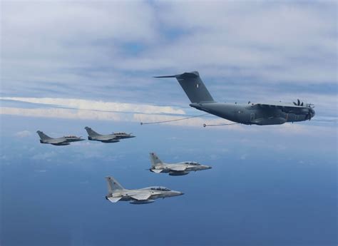 DEFENSE STUDIES: PAF Jet Fighters Hold Combat Maneuvers with French ...