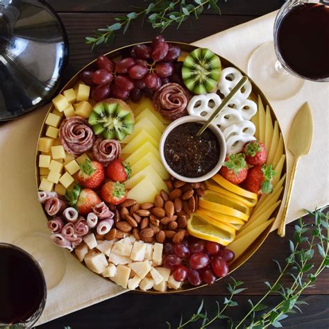 27+ Best Ice Cream Bar Ideas For Creating The Perfect Dessert Table