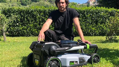 prova tosaerba a batteria EGO LM2122E SP   YouTube