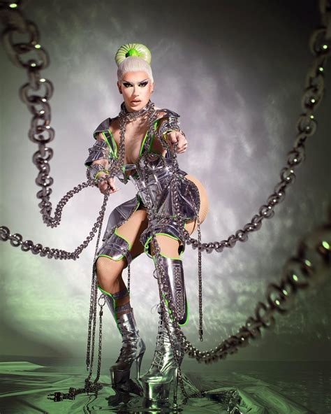 Plane Jane’s “Chain Reaction” look : r/rupaulsdragrace