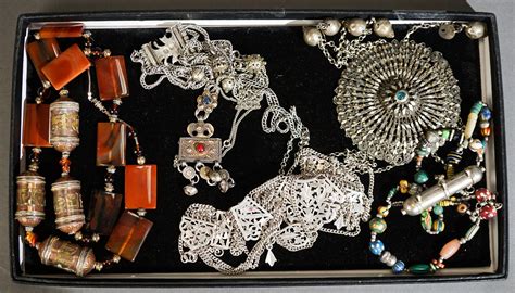 Lot - Collection of Middle Eastern Jewelry