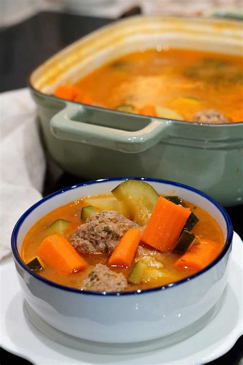 ALBONDIGAS (MEXICAN MEATBALL SOUP) - Anahi Perez