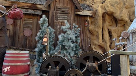 Timber Mountain Log Ride at Knotts Berry Farm