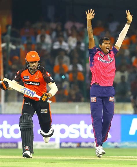 Navdeep gave 35 runs in 2 overs, power hitter Aman scored 4 runs in 5 ...