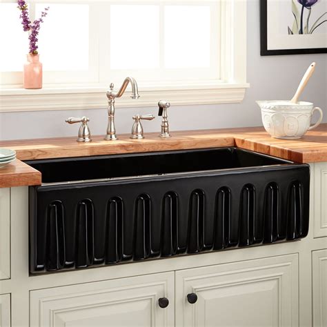 Black Farm Sink
