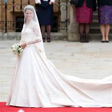 prix de la robe on peut s offrir la robe de mari 233 e de kate middleton 224 prix de la robe on peut s offrir la robe de mari 233 e de kate middleton 224