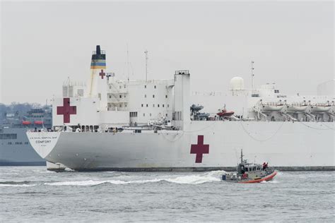 中国新一代中型医院船横空出世，我海军卫勤保障能力再上台阶