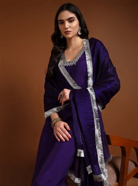 Purple Square V-Neck Zari Embroidered Kurta Set with Dupatta – Mahukaa