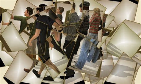 20 People Standing 的图像结果