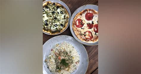 Check Out This Food Truck Themed Kitchen Restaurant Serving Delicious ...