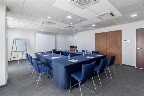 CITY EXPRESS BY MARRIOTT OAXACA - Hotel Reviews, Photos, Rate ...