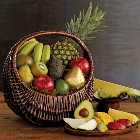 Fresh Fruit Basket | Gourmet Gift Baskets | Harry & David