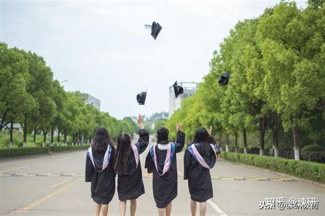 2.5万余个岗位！湖南工商大学举行2021届毕业生大型招聘会-三湘都市报