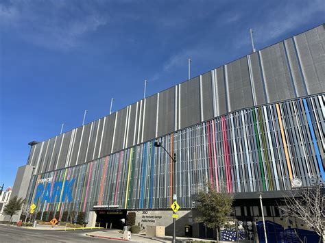 Metal Construction Projects Case Histories | Design and Build With Metal