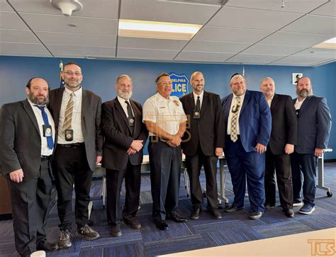 📸: Frum Philadelphia Police Chaplains Meet with the Philadelphia Police ...