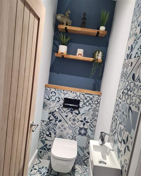Blue and white tiled Cloakroom Toilet Room Decor, Small Toilet Room ...