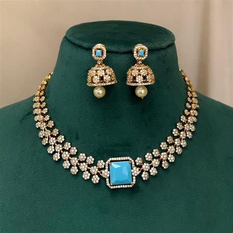 Discover Stunning Costume Jewelry Necklaces For Every Occasion