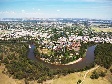 3 Family Homes Under $499K in Wagga Wagga - realestate.com.au