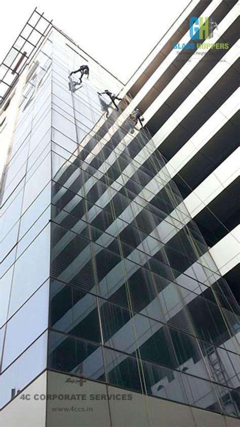 Facade Cleaning
