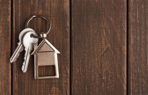 What Rental Strategy to Choose: Airbnb vs Renting Out Traditionally ...