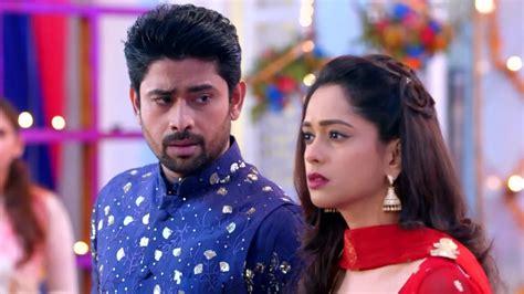 Watch Iniya Iru Malargal TV Serial 4th March 2021 Full Episode 1195 ...