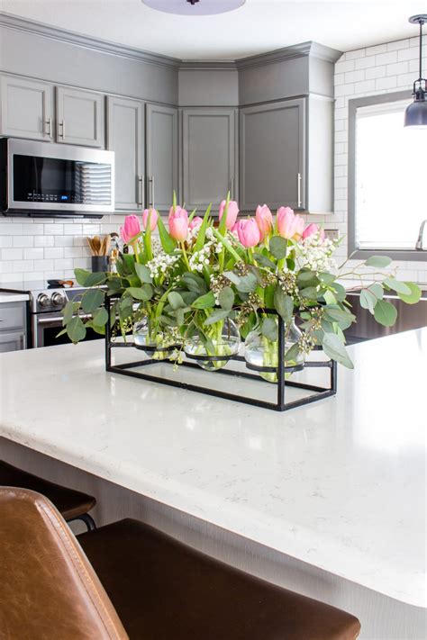 Kitchen Island Centerpieces Ideas at Zoe Mehaffey blog