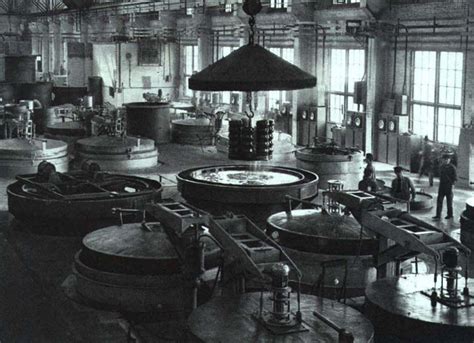 70年代的洛阳轴承厂 全国知名的大型国营企业 - 哔哩哔哩