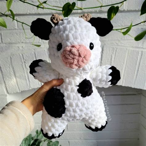 Crochet Cow Plush: Chenille Yarn Amigurumi Stuffed Animal - Etsy | Easy ...