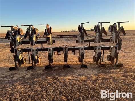 Hiniker 5000 12 Row Cultivator | Agriculture | BigIron