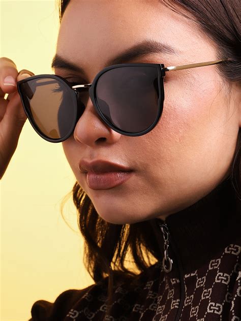 Haute Sauce Women Lens & Wayfarer Sunglasses With Polarised Lens