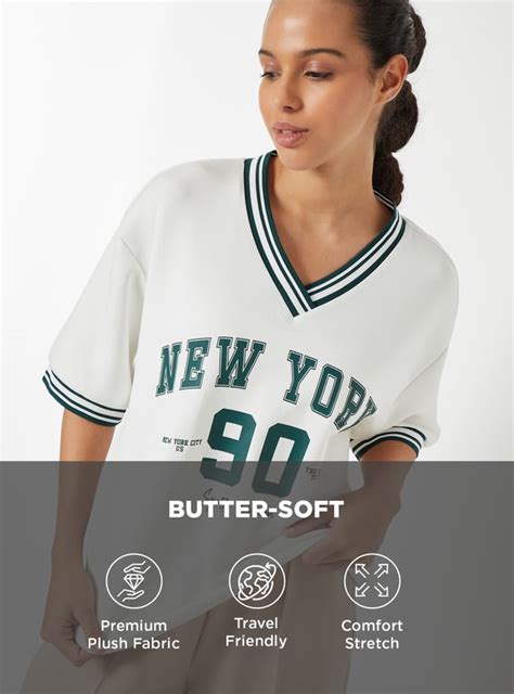 Buy Women Printed Buttersoft Boxy Fit Sports T-shirt Online at just Rs ...