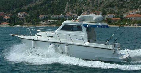 Damor 800 - Motor boats charter in Murter | CROATIA CHARTER HOLIDAYS