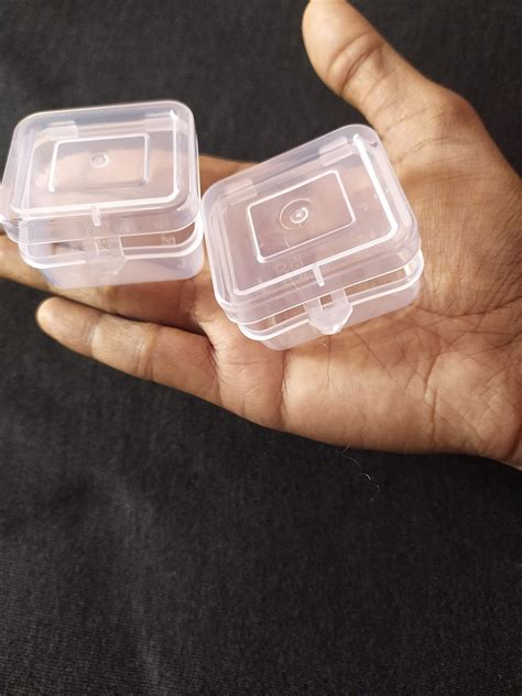 Right Small Tiny Containers Plastic Clear Boxes with Screw lid Pack of ...
