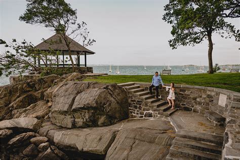 Engagement Photos at Larchmont Manor Park - J&R Photography - Kayla & Jason
