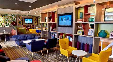 HOLIDAY INN NORTHAMPTON WEST M1 JCT 16 BY IHG (Flore) - Hotel Reviews ...