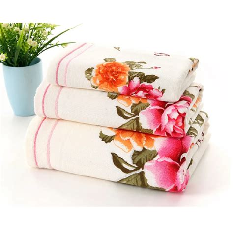 Floral Pattren In Multicolor Bath Towel Shower Wash Cloth Face Towels ...