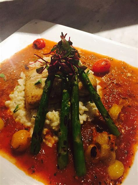 CENTER SQUARE GRILL, East Longmeadow - Menu, Prices & Restaurant ...