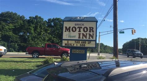 BRICK MOTOR INN - Motel Reviews, Photos, Rate Comparison - Tripadvisor