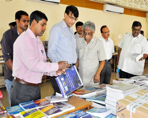 Jagadguru Sri Shivarathreeshwara University