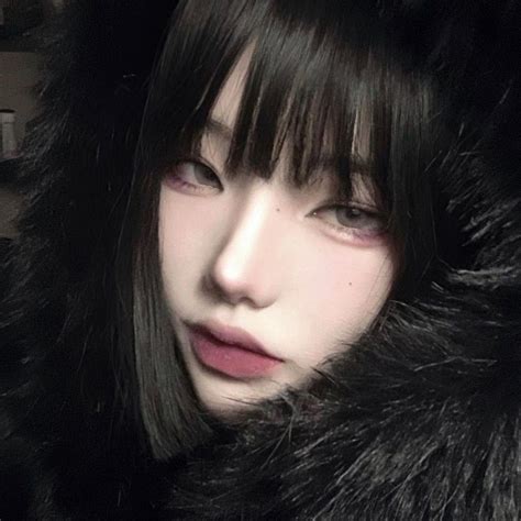 𝐈𝐧𝐬𝐭𝐚𝐠𝐫𝐚𝐦:@𝟑𝟔𝟗.𝟗𝟓𝟖𝐳 Ullzang Girls, Japanese Aesthetic, Aesthetic Art, Pretty People, Beautiful ...