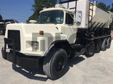 Volumetric Mixer Truck 的图像结果