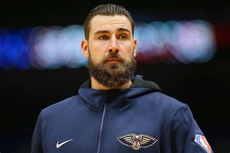 Jonas Valanciunas, Pelicans Agree to 2-Year, $30.1M Contract Extension