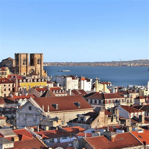 TOURRR.COM - LISBON: Tutto quello che c'è da sapere (2025)