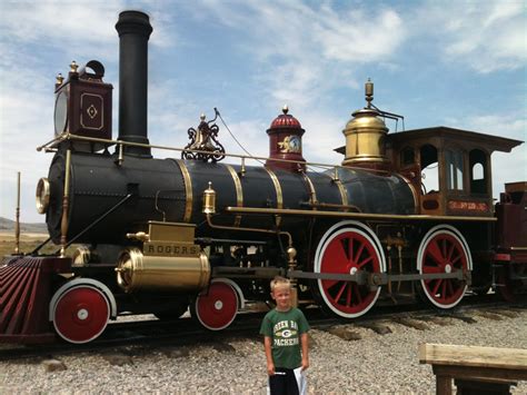 Anasazi State Park - Utah's Adventure Family