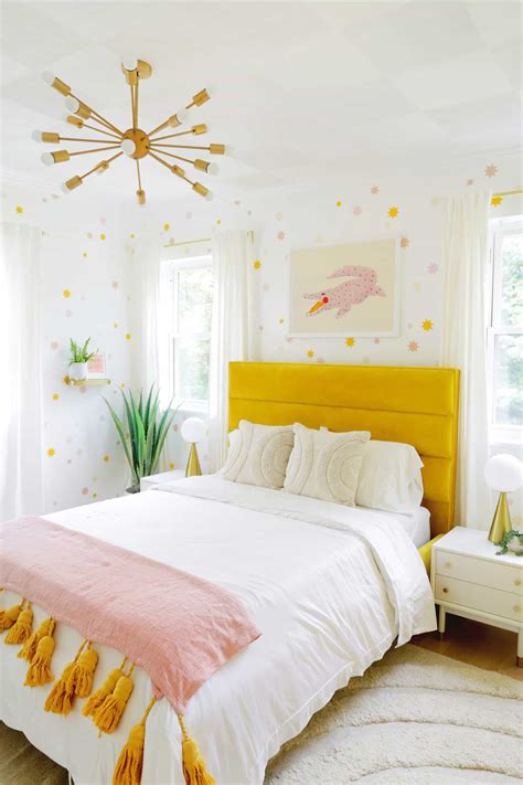 32 Colorful Bedroom Ideas