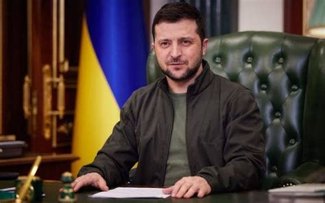 Ukraine's President Zelensky : Russian army should be brought to ...