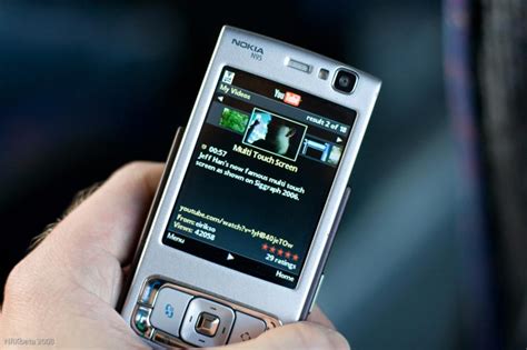 7 Phones From The 2000s We All Owned At Some Point Because Of Their ...